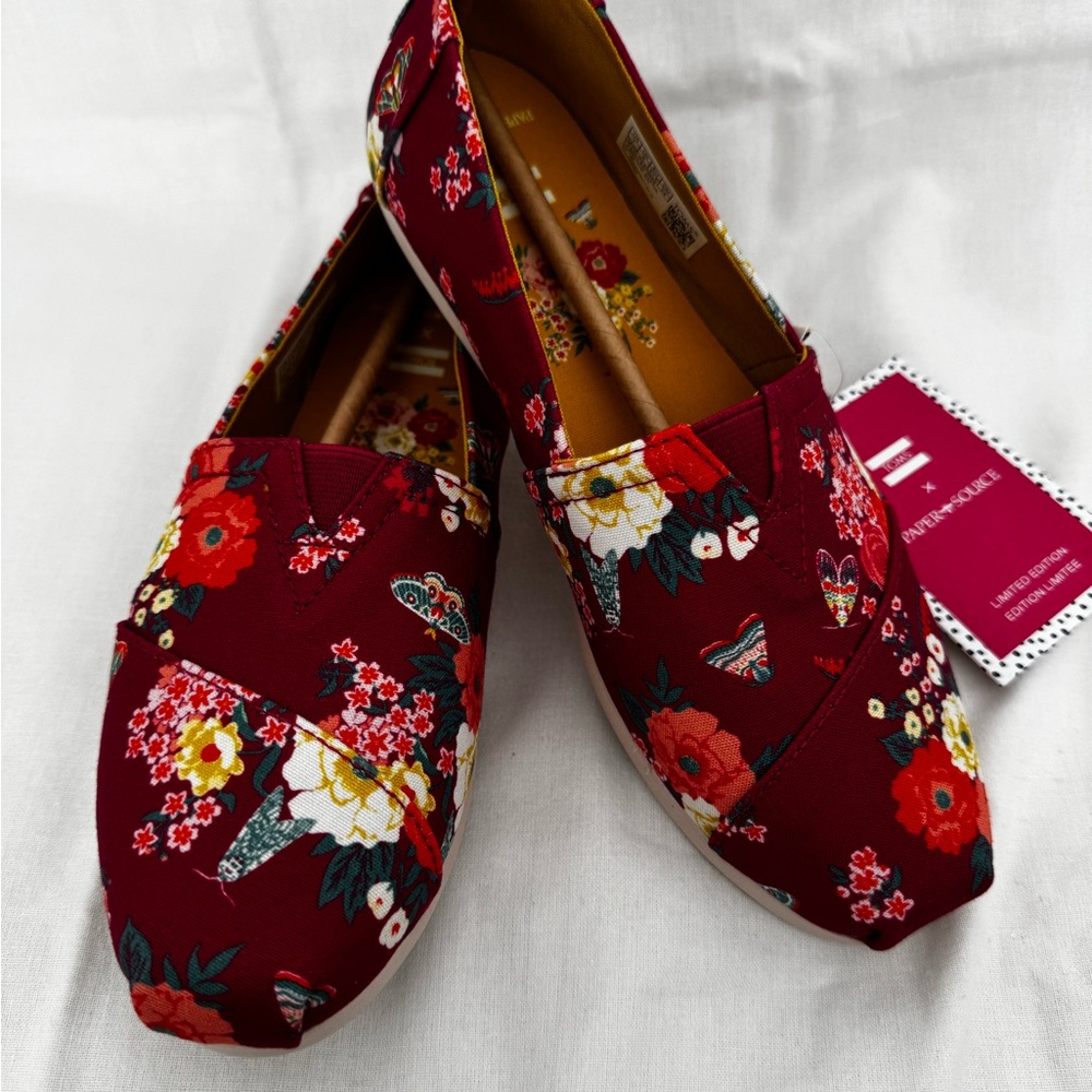 Toms Red and White Floral Flats Slip-On Comfort